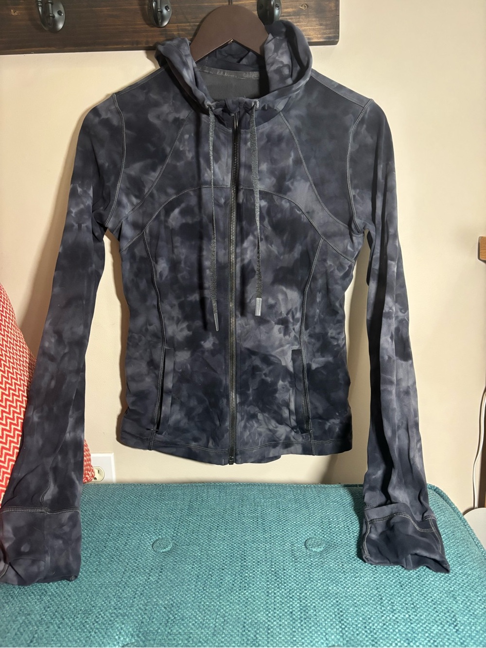 Lululemon Define Hooded Jacket